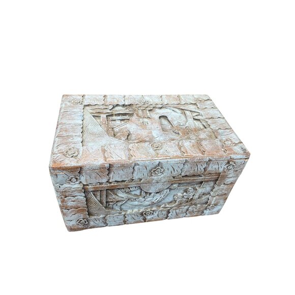 Vintage Hand Carved Wooden Storage Box Medieval Folk Art Design size 11.5"x7.5" - Picture 13 of 16